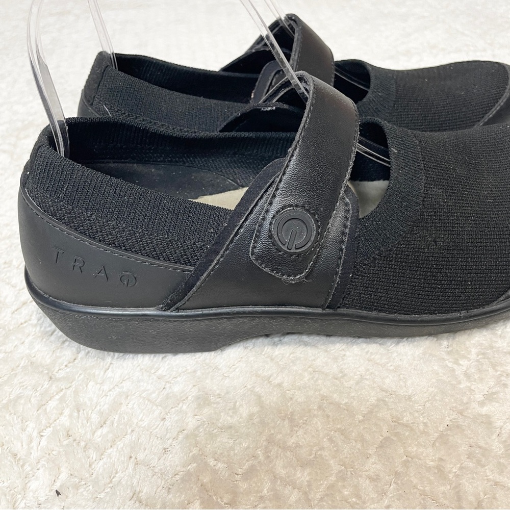 Traq by Alegria‎ Women's Black Comfort Mary Jane Shoe Size 38 - Picture 3 of 8